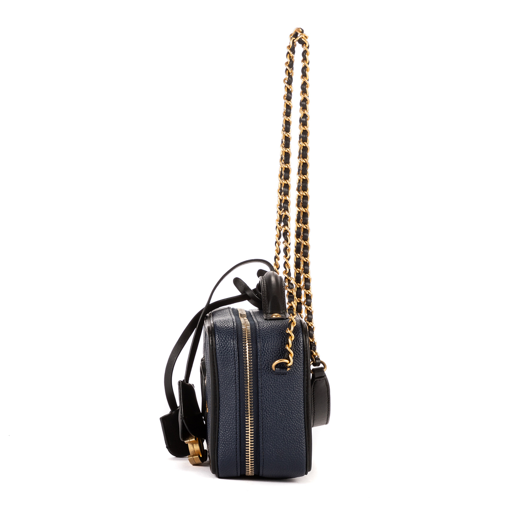 Chanel Ltd. Ed. Filigree Vanity Case - Picture 3 of 11